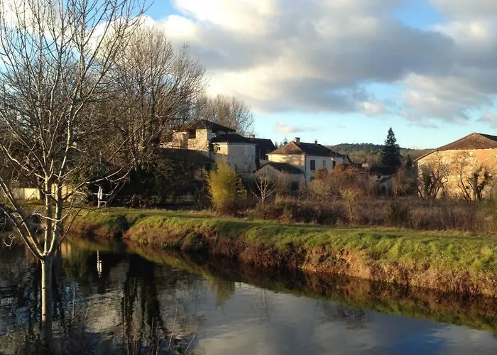 L' Ostal De Maite Semesterbostad