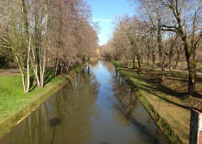 Semesterbostad L' Ostal De Maite